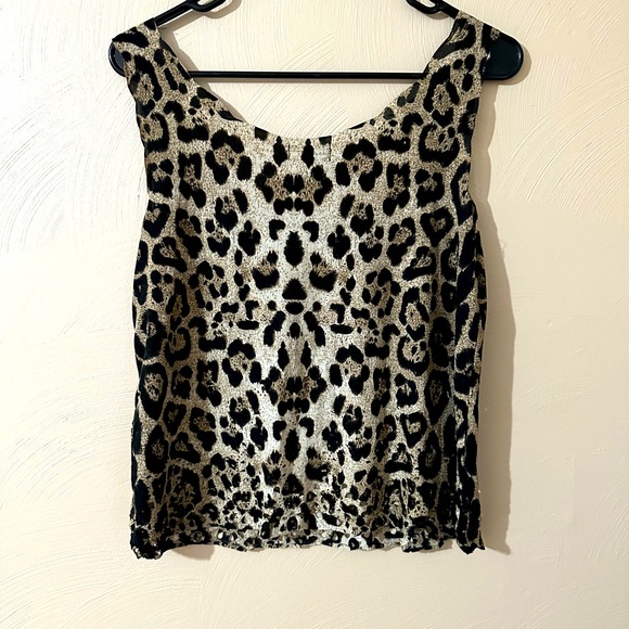Wet Seal cheetah tank top with islet cutouts - Picture 3 of 4